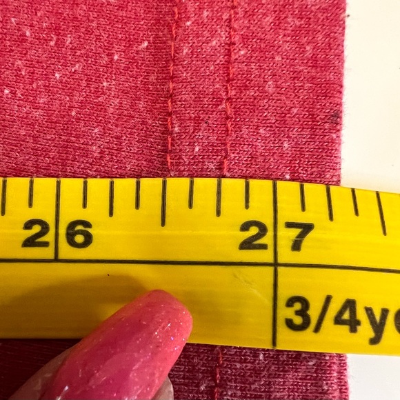 Toronto Raptors NBA t shirt cityscape graphic distressed hard to find Size L - Picture 4 of 7